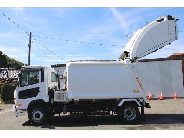 UDトラックスコンドルパッカー車（塵芥車）増トン（6t・8t）[写真04]