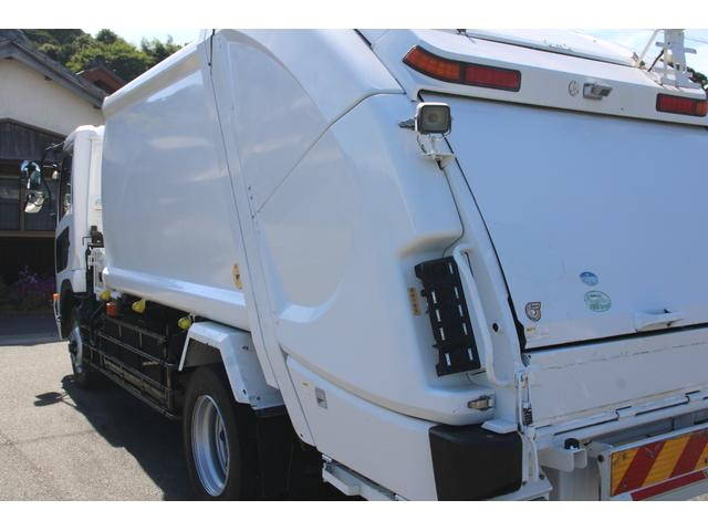 UDトラックスコンドルパッカー車（塵芥車）増トン（6t・8t）[写真07]