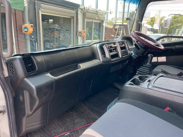 日野レンジャーアルミウイング中型（4t）[写真29]