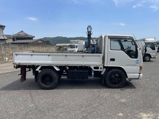 中古クレーン付 いすゞ 兵庫・滋賀・広島 エルフ（KC-NKR66E）（5,125