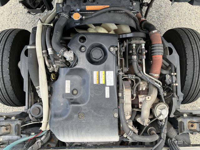 いすゞエルフ冷凍車（冷蔵車）小型（2t・3t）[写真28]