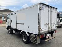 いすゞエルフ冷凍車（冷蔵車）小型（2t・3t）[写真05]