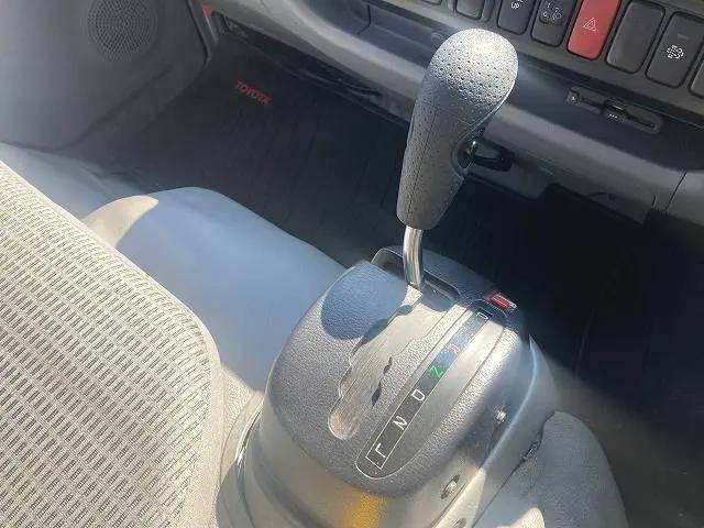 トヨタトヨエースダブルキャブ（Wキャブ）小型（2t・3t）[写真36]