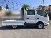 トヨタトヨエースダブルキャブ（Wキャブ）小型（2t・3t）[写真09]