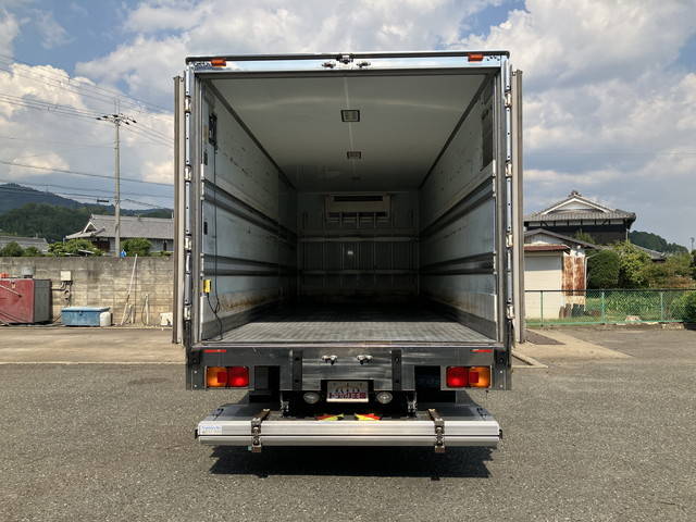 日野レンジャー冷凍車（冷蔵車）中型（4t）[写真10]