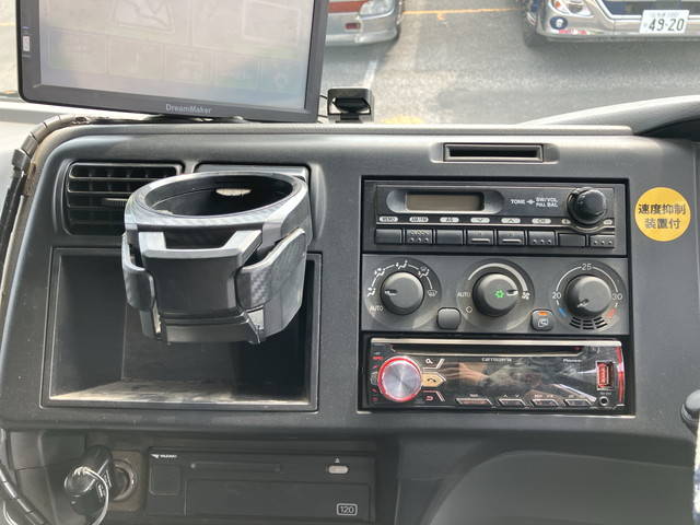 三菱ふそうスーパーグレートセルフローダー大型（10t）[写真35]