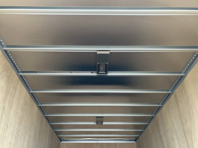 いすゞエルフアルミバン小型（2t・3t）[写真13]