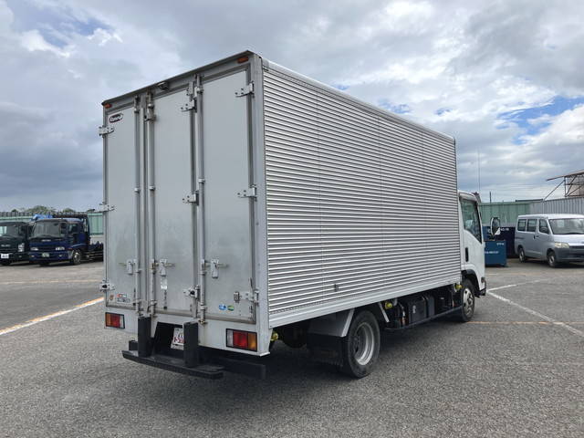 いすゞエルフアルミバン小型（2t・3t）[写真02]