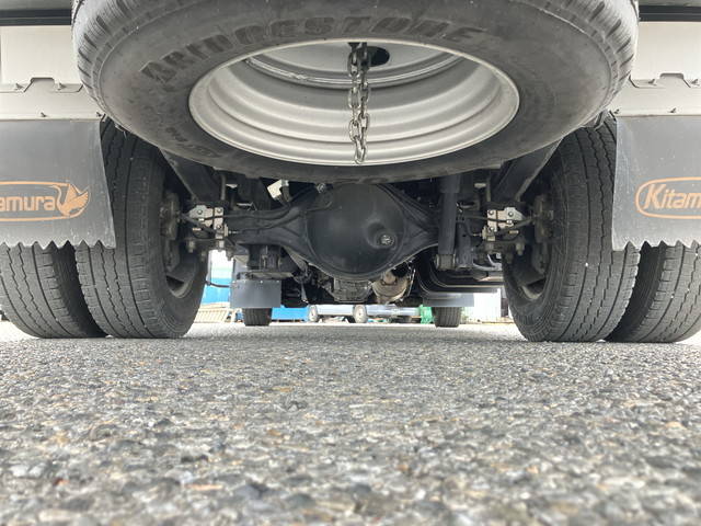 いすゞエルフアルミバン小型（2t・3t）[写真25]