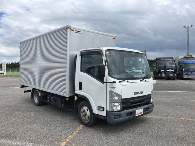 いすゞエルフアルミバン小型（2t・3t）[写真03]