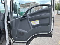 いすゞエルフアルミバン小型（2t・3t）[写真30]