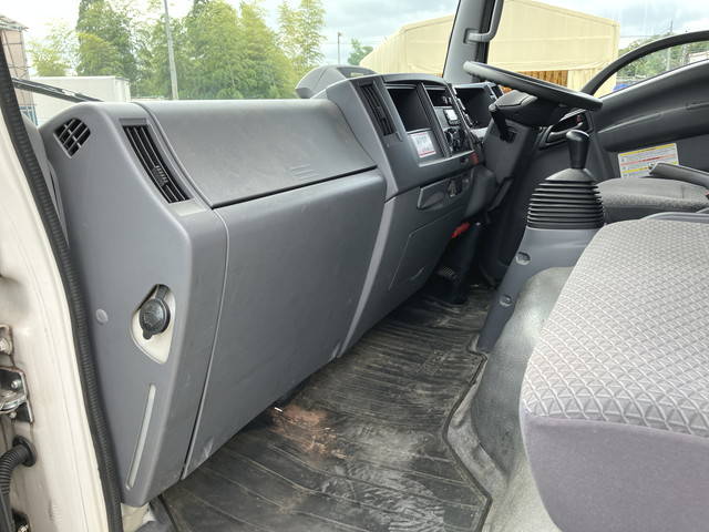 いすゞエルフアルミバン小型（2t・3t）[写真31]