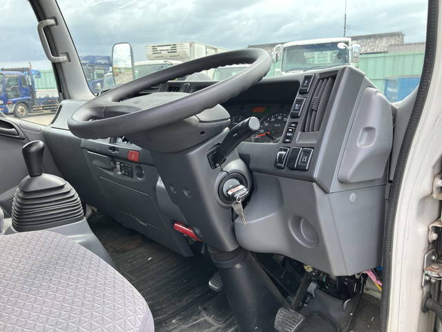 いすゞエルフアルミバン小型（2t・3t）[写真34]