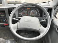 いすゞエルフアルミバン小型（2t・3t）[写真38]