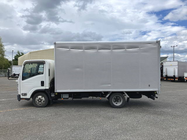 いすゞエルフアルミバン小型（2t・3t）[写真05]