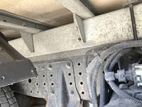 三菱ふそうキャンターアルミバン小型（2t・3t）[写真23]