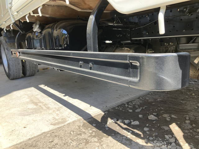 いすゞエルフ平ボディ小型（2t・3t）[写真15]