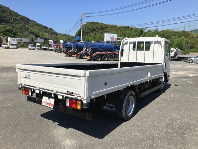 いすゞエルフ平ボディ小型（2t・3t）[写真02]