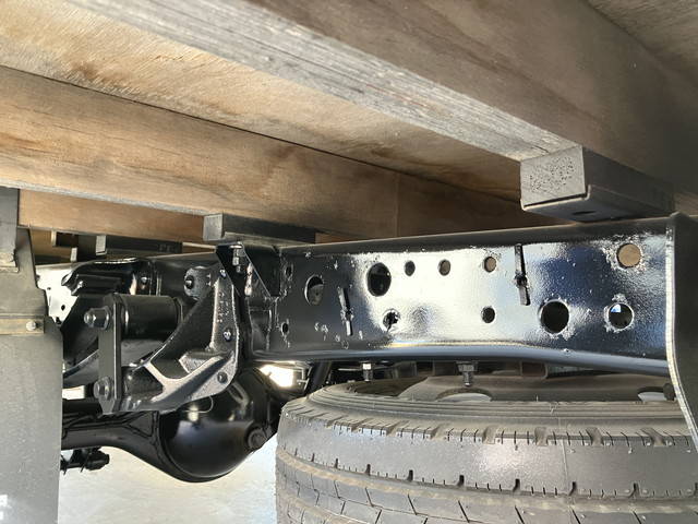 いすゞエルフ平ボディ小型（2t・3t）[写真20]