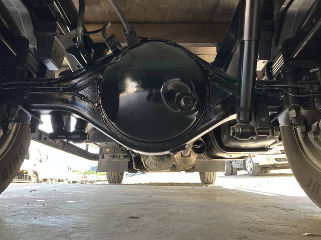 いすゞエルフ平ボディ小型（2t・3t）[写真24]