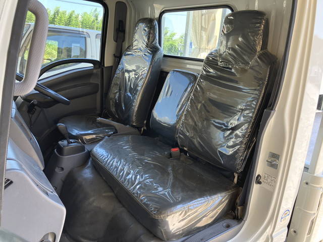 いすゞエルフ平ボディ小型（2t・3t）[写真32]