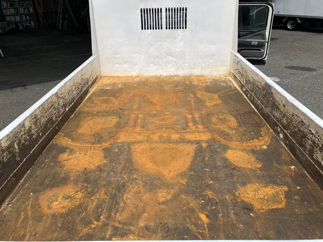 三菱ふそうキャンターダンプ小型（2t・3t）[写真11]