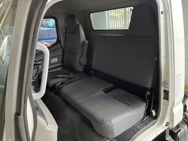 三菱ふそうキャンターダンプ小型（2t・3t）[写真28]