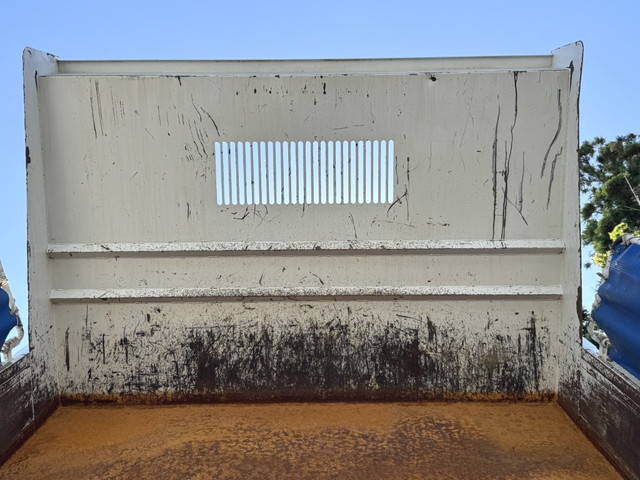 日野レンジャーダンプ中型（4t）[写真11]