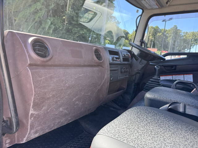 日野レンジャーダンプ中型（4t）[写真19]