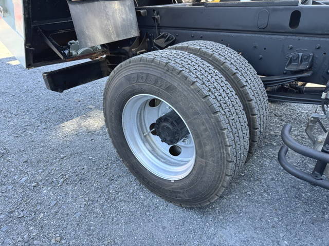 日野レンジャーダンプ中型（4t）[写真20]