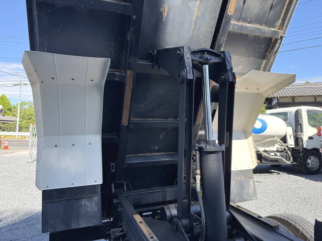 日野レンジャーダンプ中型（4t）[写真24]