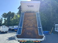 日野レンジャーダンプ中型（4t）[写真10]