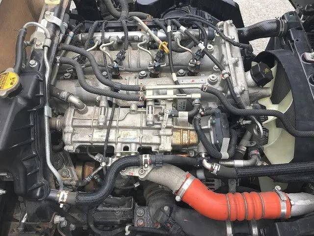 三菱ふそうキャンター平ボディ小型（2t・3t）[写真18]