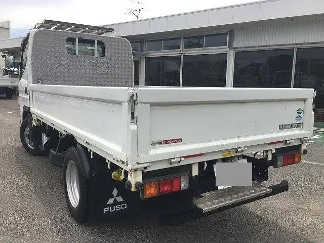 三菱ふそうキャンター平ボディ小型（2t・3t）[写真02]