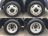 三菱ふそうキャンター平ボディ小型（2t・3t）[写真21]