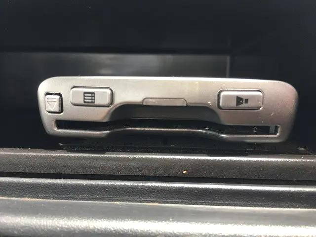 三菱ふそうキャンター平ボディ小型（2t・3t）[写真24]