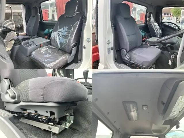 いすゞフォワードセルフクレーン5段中型（4t）[写真29]