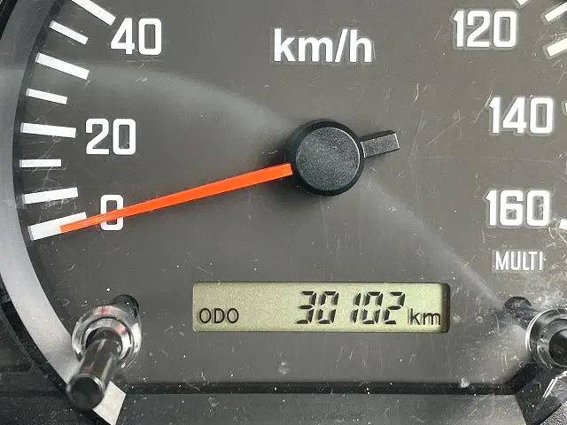 いすゞフォワードセルフクレーン5段中型（4t）[写真33]