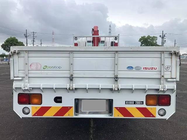 いすゞフォワードセルフクレーン5段中型（4t）[写真09]