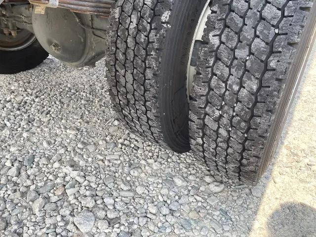 いすゞフォワード深ダンプ（土砂禁ダンプ）中型（4t）[写真17]