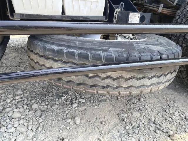 いすゞフォワード深ダンプ（土砂禁ダンプ）中型（4t）[写真20]