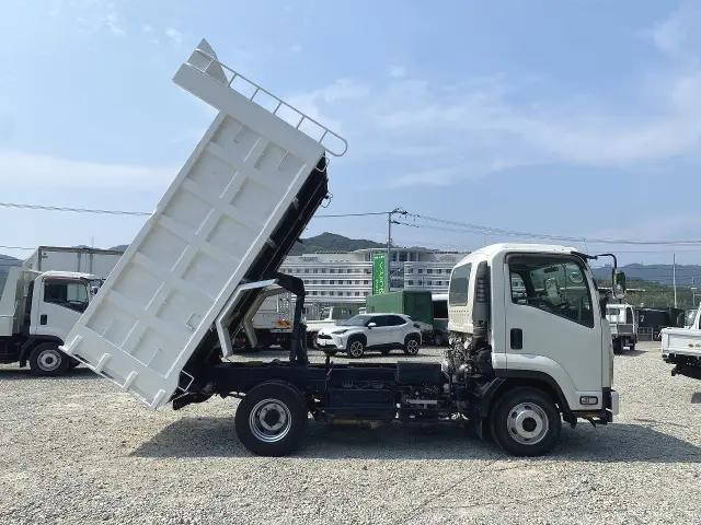 いすゞフォワード深ダンプ（土砂禁ダンプ）中型（4t）[写真07]