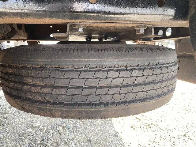 日野デュトロダブルキャブ（Wキャブ）小型（2t・3t）[写真28]