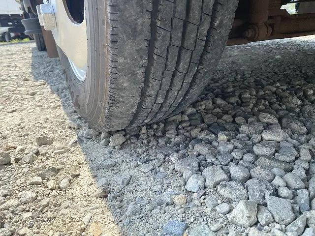 日野デュトロダブルキャブ（Wキャブ）小型（2t・3t）[写真32]