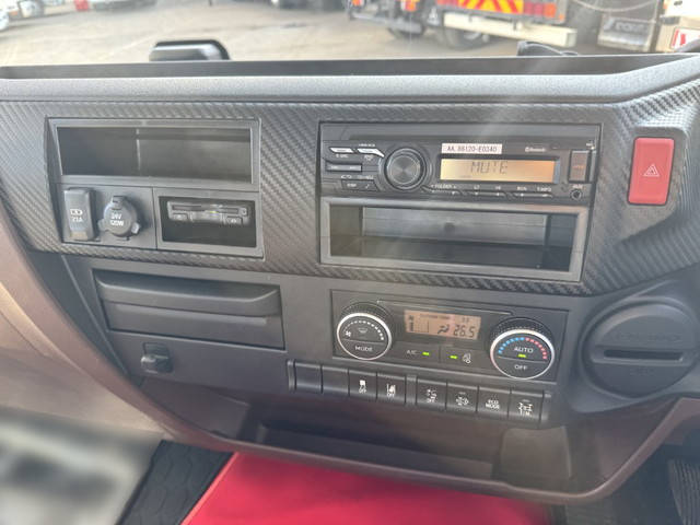 日野レンジャー汚泥吸引車中型（4t）[写真24]