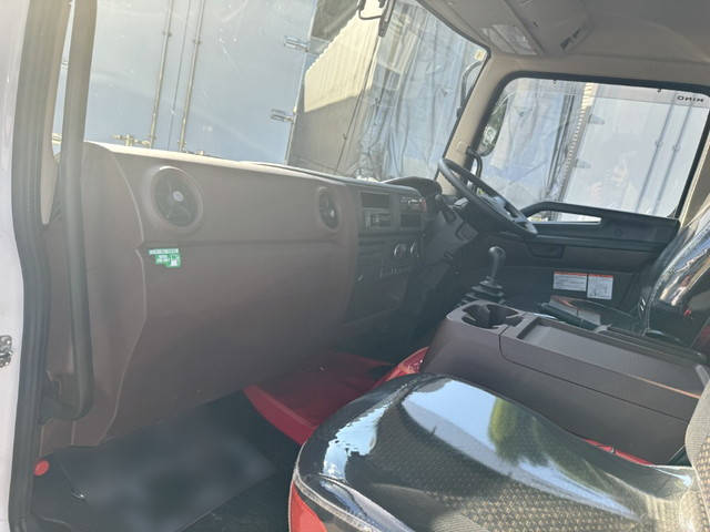 日野レンジャー汚泥吸引車中型（4t）[写真27]