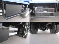 三菱ふそうキャンタートラッククレーン小型（2t・3t）[写真19]