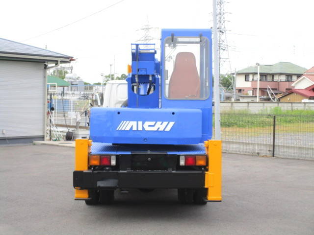 三菱ふそうキャンタートラッククレーン小型（2t・3t）[写真08]