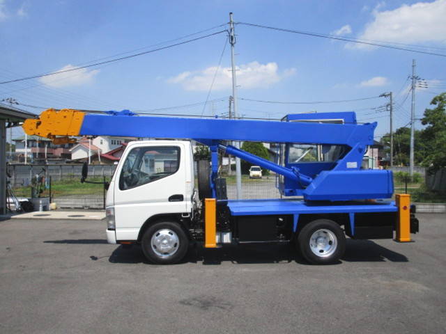 三菱ふそうキャンタートラッククレーン小型（2t・3t）[写真05]