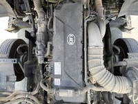 UDトラックスクオンアルミブロック大型（10t）[写真23]